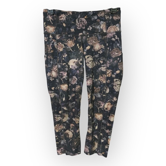 lululemon athletica Pants - Lululemon Women’s Size 6 Frosted Rose Fast/Free Crop II Leggings